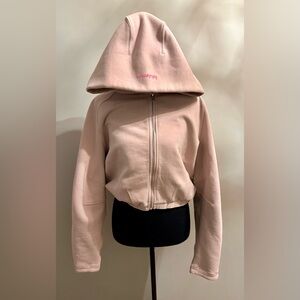 Lululemon Light Pink Full Zip Cropped Scuba